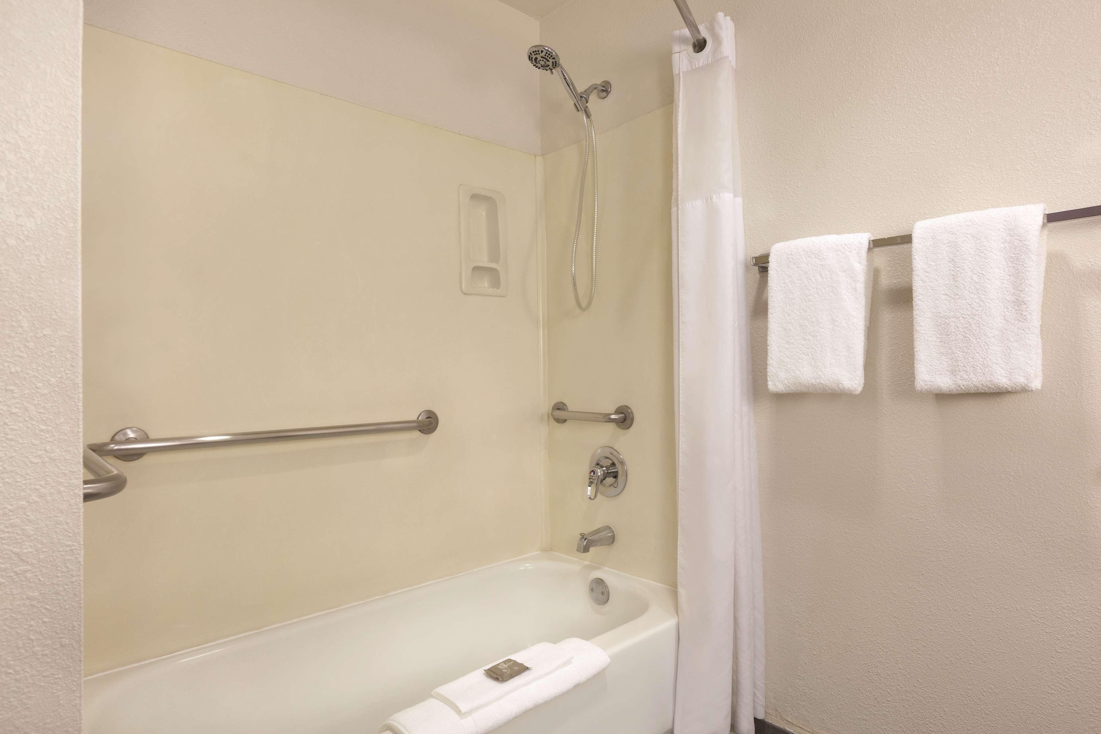 Country Inn & Suites By Radisson, Fresno North, Ca מראה חיצוני תמונה