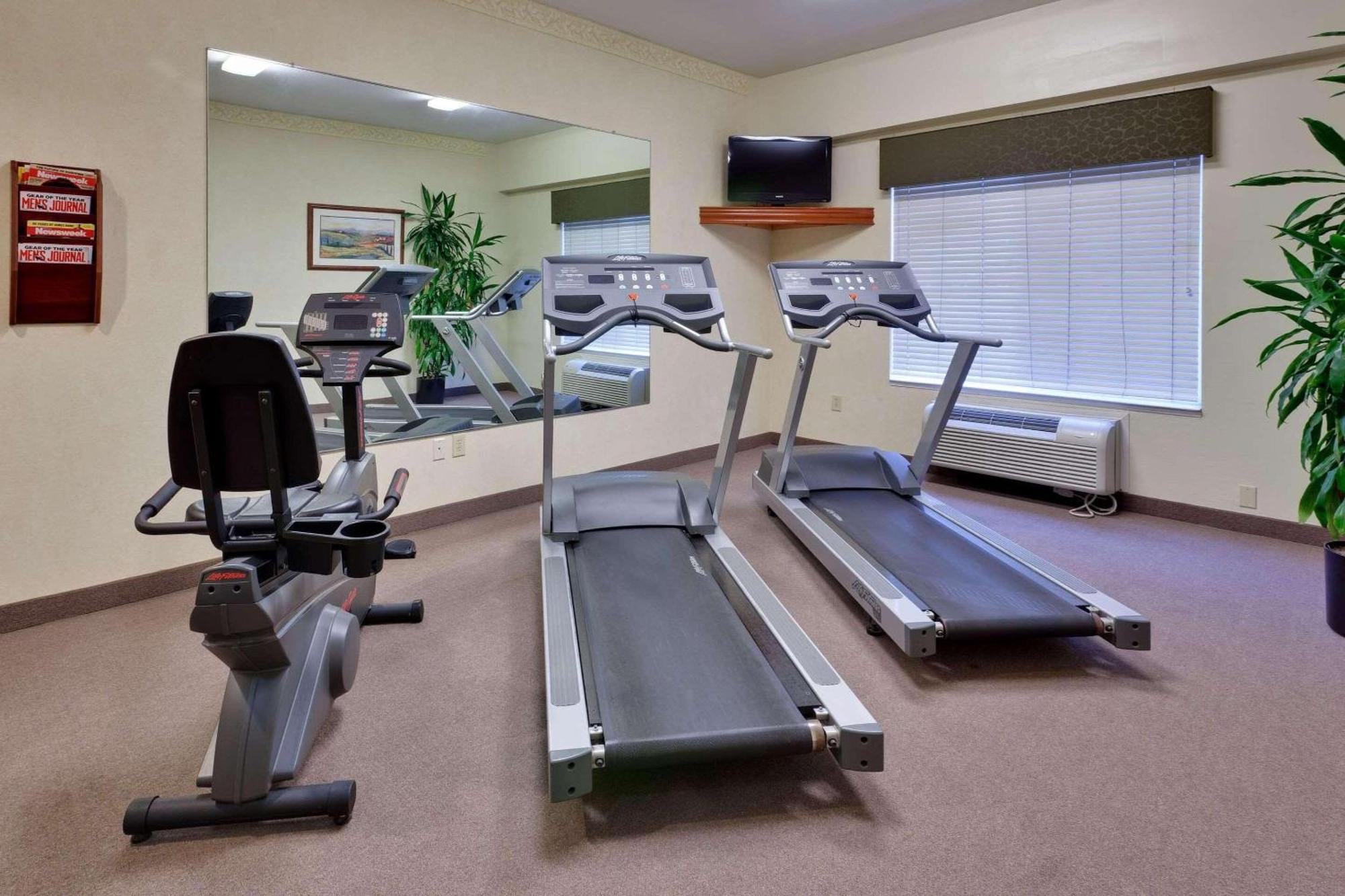 Country Inn & Suites By Radisson, Fresno North, Ca מראה חיצוני תמונה